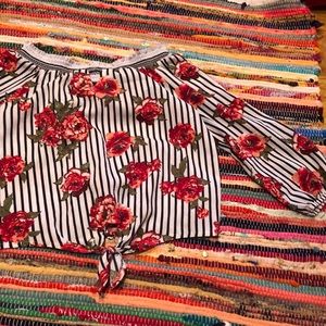 Off shoulder long sleeve